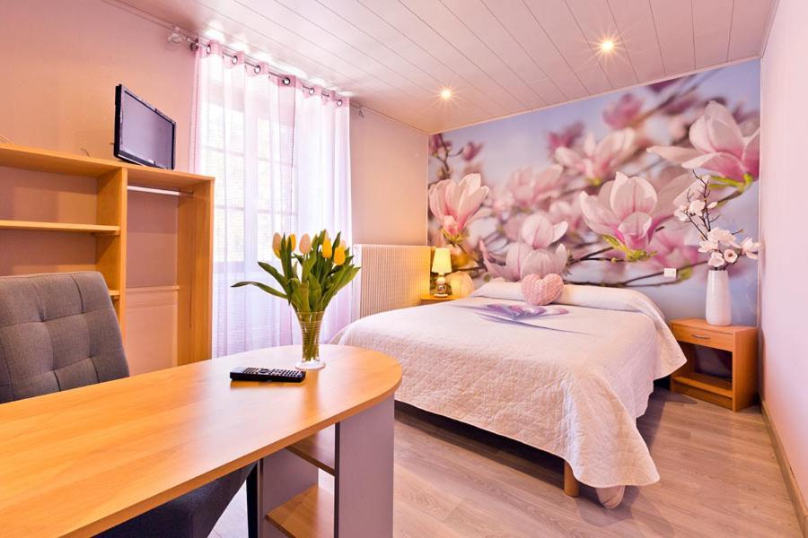 Le P'Tit Bonheur Chilly-sur-Salins Exterior foto