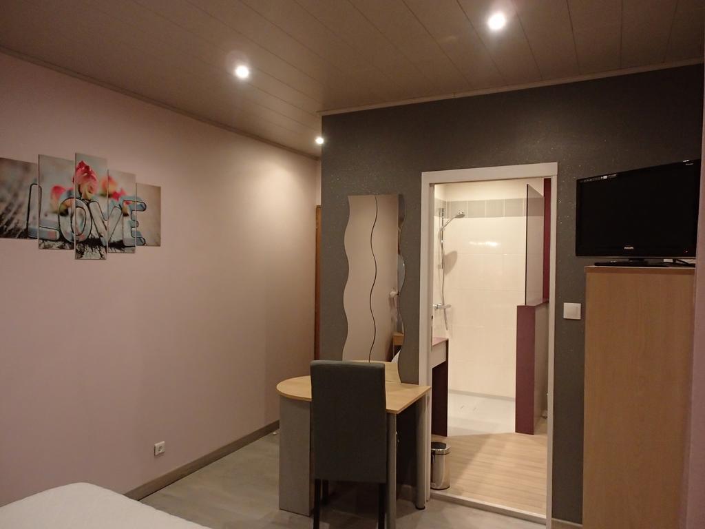 Le P'Tit Bonheur Chilly-sur-Salins Quarto foto