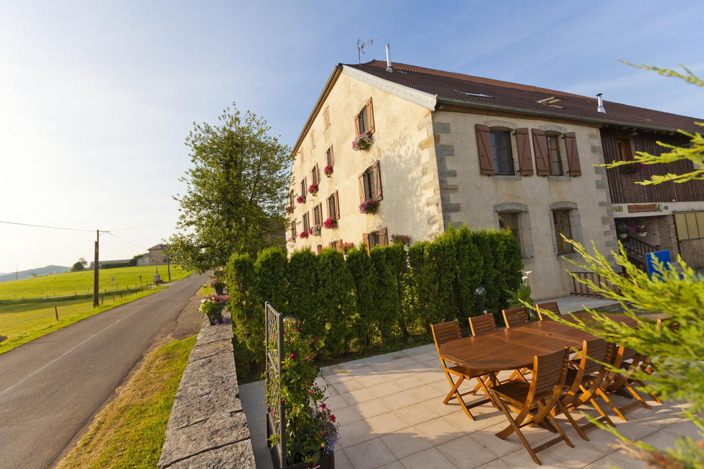 Le P'Tit Bonheur Chilly-sur-Salins Exterior foto